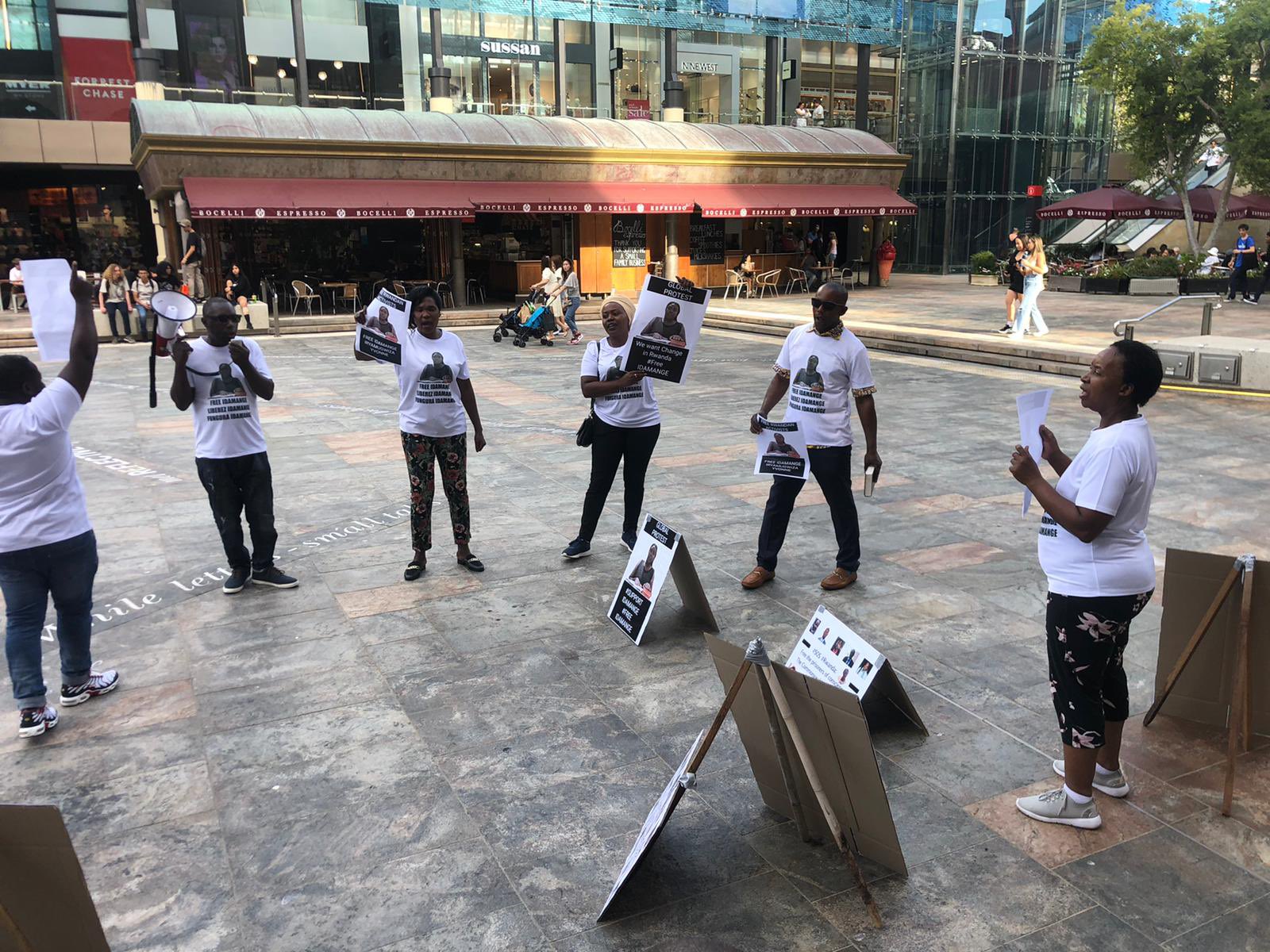 Manifestation contre les violations des droits de l'homme au Rwanda à Bruxelles